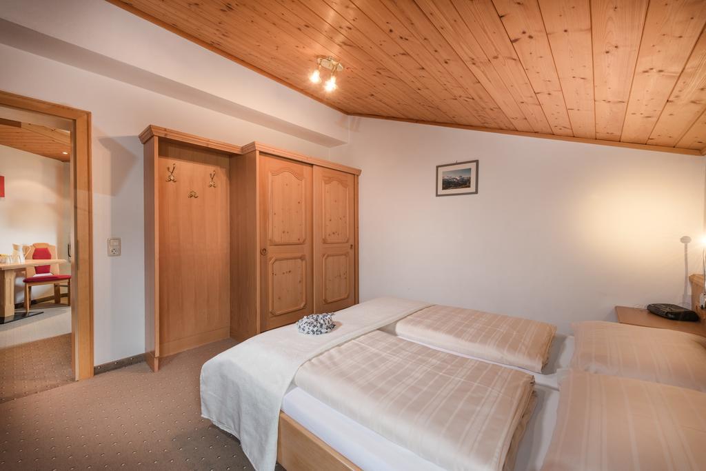 Gaestehaus Gratz - Inklusive Eintritt In Die Alpentherme Dorfgastein Bagian luar foto